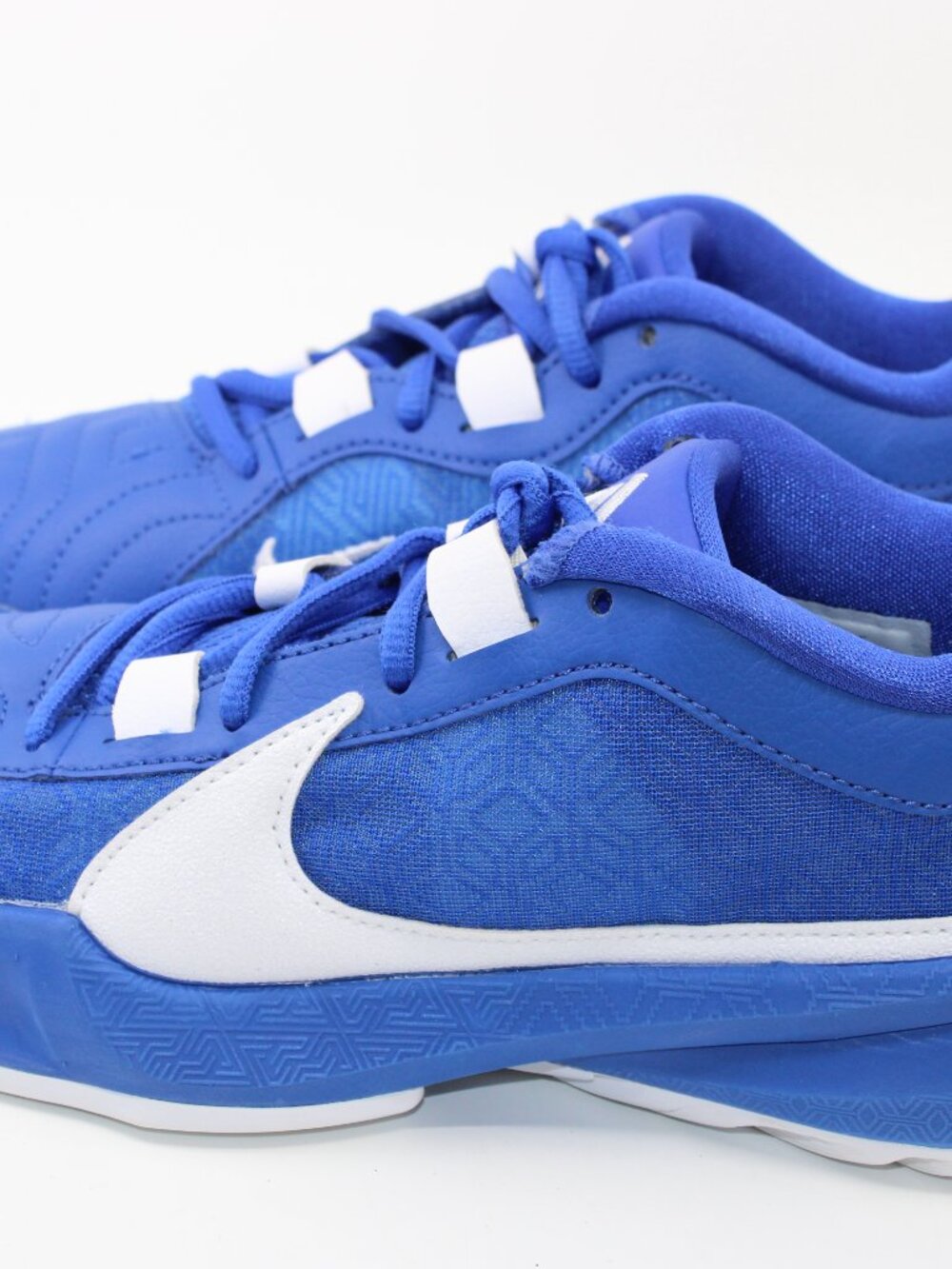 Nike Freak 5 TB Game Royal Blue/White Basketball Youth Sz 4.5 D72946-400